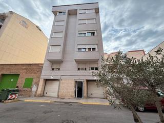 Dplex en Carrer d'alcossebre 20. Eka inmobiliaria, comercializa en exclusiva dplex en venta en l