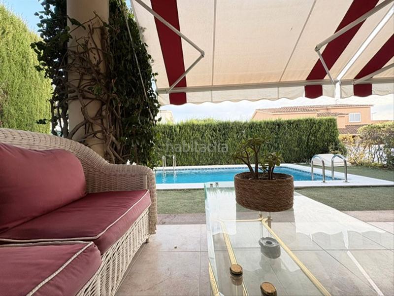 Foto 0e577630-6383-47b1-af07-7d5857102c4d. Chalet avec cheminée chauffage parking piscine dans Benicasim / Benicàssim