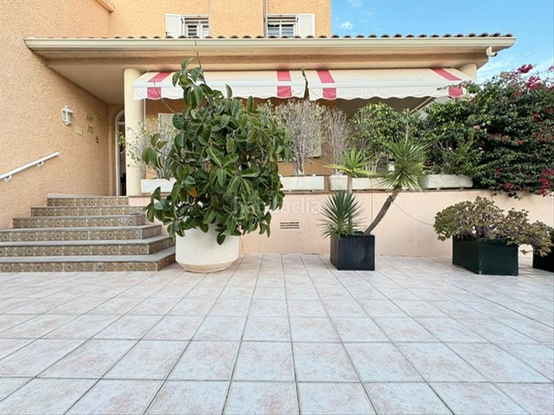 Foto 2ae44263-9529-4790-a519-fd0180c70e35. Chalet avec cheminée chauffage parking piscine dans Benicasim / Benicàssim