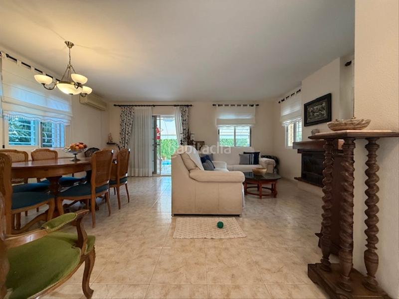 Foto 3cf65716-8a98-4859-b6fb-4c80f5c2151d. Chalet avec cheminée chauffage parking piscine dans Benicasim / Benicàssim