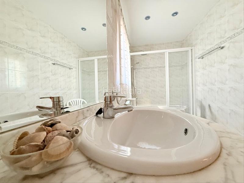 Foto c80feda6-c608-40ef-9cad-d95942006579. Chalet avec cheminée chauffage parking piscine dans Benicasim / Benicàssim