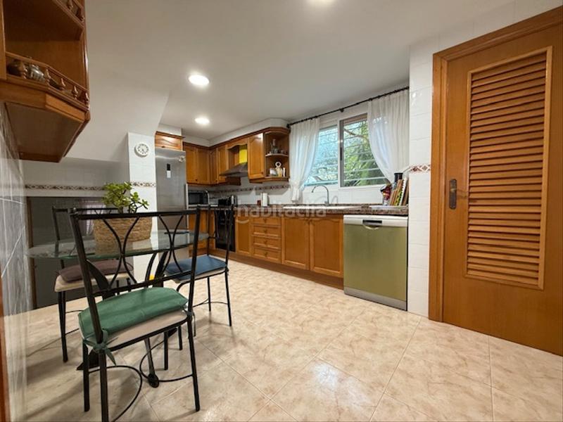 Foto da4ff244-9671-4e8d-879a-900ea8fbde39. Chalet avec cheminée chauffage parking piscine dans Benicasim / Benicàssim