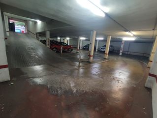 Lloguer Aparcament cotxe a Carrer pare ricardo 35. Eka inmobiliaria, les presenta en exclusiva esta plaza de garaje