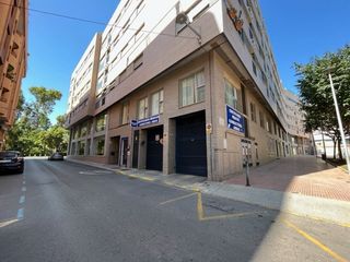 Aparcament cotxe a Carrer de galicia 1