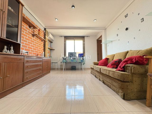Foto 4a4d3ec4-5740-492b-9cee-e785b156b156. Etagenwohnung in carrer de blasco vichares 14 in Avenida de Valencia - Avenida de Casalduch Castellón de la Plana