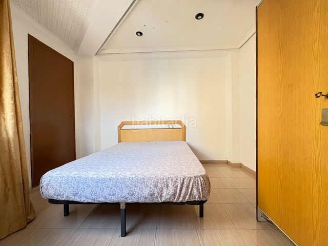 Foto 80c86017-2ffe-4b0b-b992-f0e120ee4b0a. Etagenwohnung in carrer de blasco vichares 14 in Avenida de Valencia - Avenida de Casalduch Castellón de la Plana