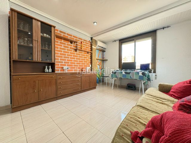 Foto f8ae21f7-d4c8-4de5-871b-787a22a5543a. Etagenwohnung in carrer de blasco vichares 14 in Avenida de Valencia - Avenida de Casalduch Castellón de la Plana