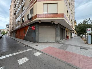 Local Comercial a Passeig de Morella