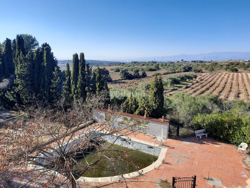 Foto 45496f15-c91f-4544-81c5-4d4159e6fe12. Xalet amb calefacció aparcament piscina a Secuita (La)