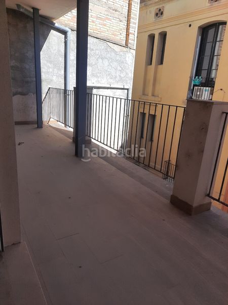 Foto defabd0b-105e-43b1-895e-e7d9fa5c6992. Edificio  centro urbano en Temple Tortosa