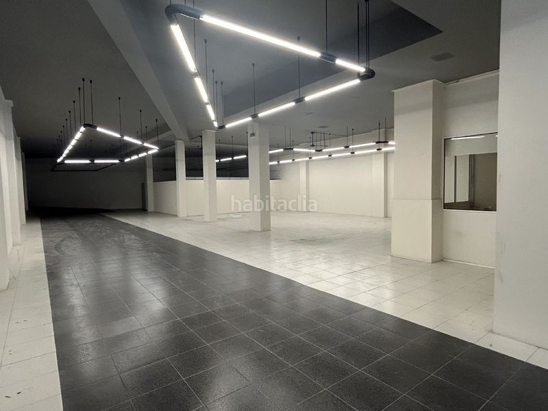 Foto 53c1e333-a49c-46c7-80e0-9dc101cef981. Lloguer local comercial a Centre Reus