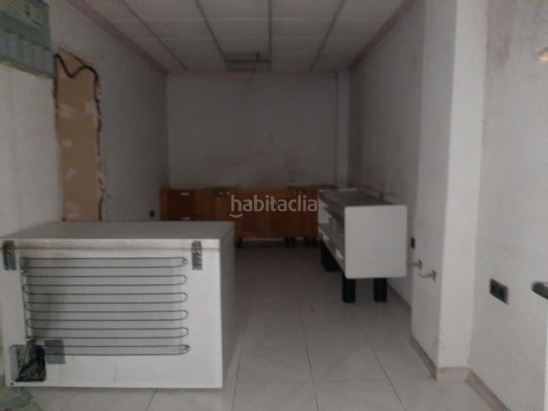 Foto 01fa2ddd-5d58-4239-97ef-b7572de8a0db. Lloguer local comercial a Llevant Reus