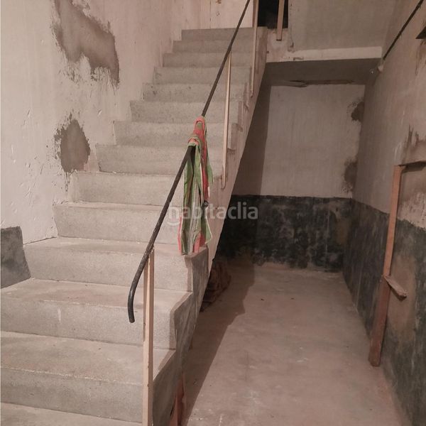 Foto 1de12b25-161f-4ee7-ba8b-e3133a12c0f6. Lloguer local comercial a Llevant Reus