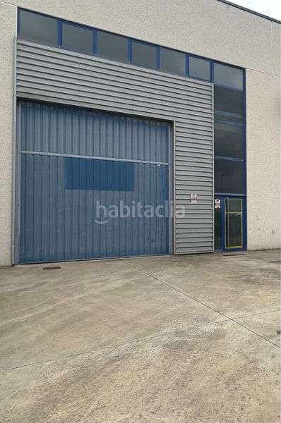 Foto 1b835504-4f46-4371-895a-f76cff874de7. Nau industrial a Perafort