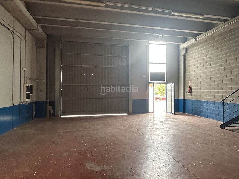 Foto a2589845-4e7d-46c3-bee1-61c6dc459471. Nau industrial a Perafort