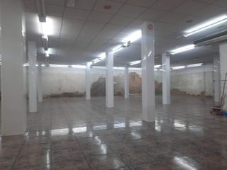 Alquiler Local Comercial en Nou Eixample Sud. Local  tarragona eixample