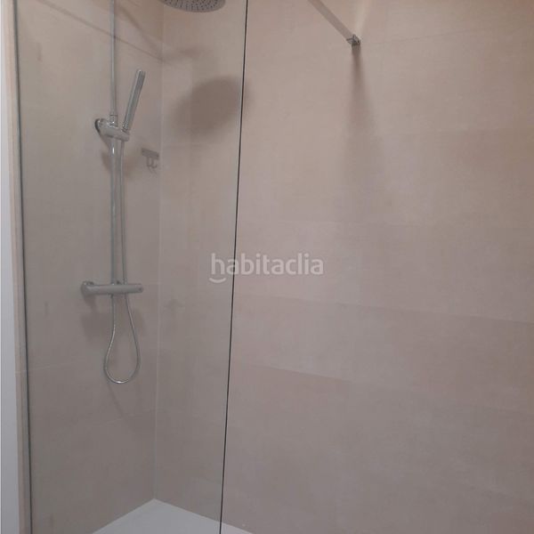Foto 855c3c74-7179-4f5f-84e4-07f2d5b24efc. Etagenwohnung mit heizung in Eixample Tarragona