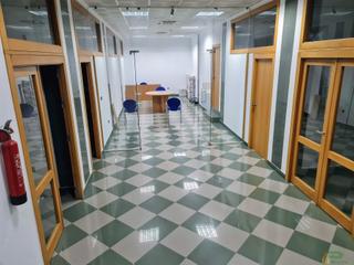 Rent Business premise in San pedro 3. Lorcalocal