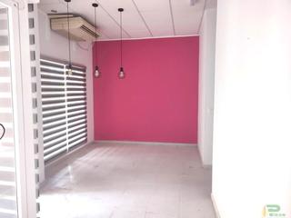 Locale commerciale in Jeronimo santa fe. Lorcalocal