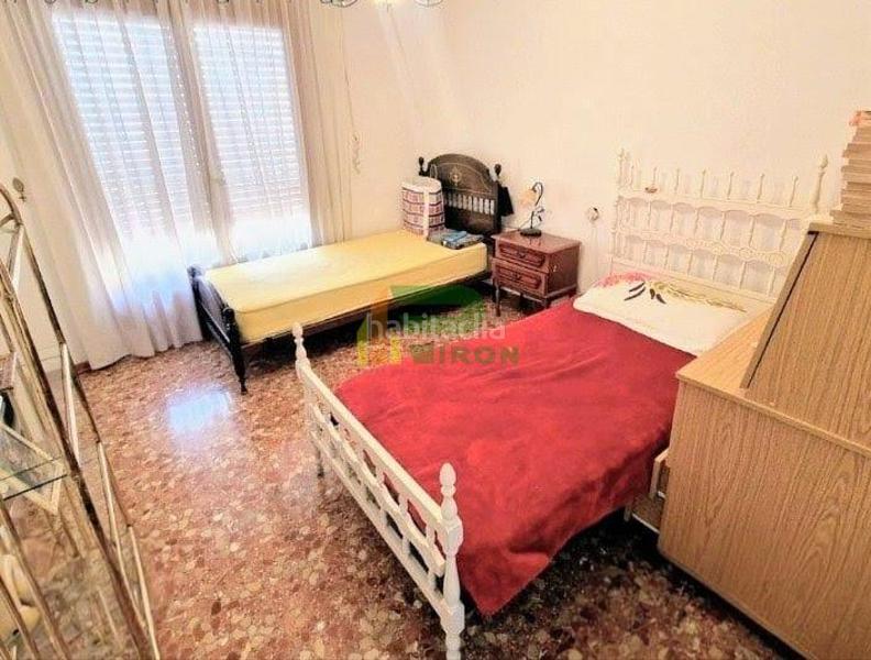 Foto ba00c0a4-098f-44d2-90f4-a4607c2cc37e. Flat with parking in Santiago Lorca