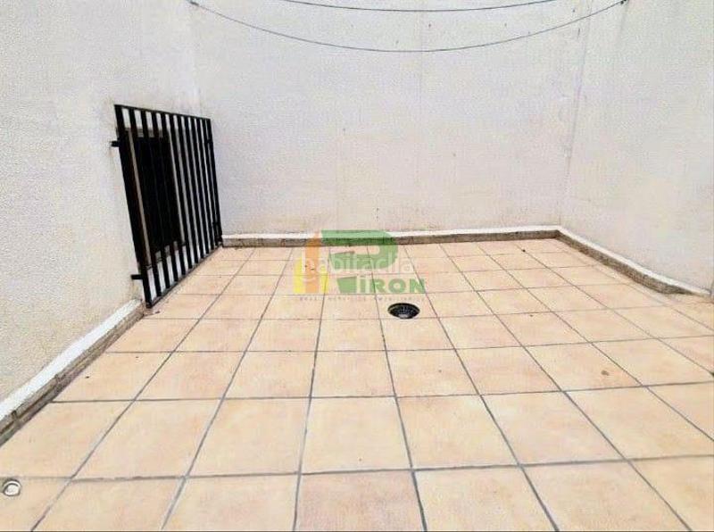 Foto e9b435c4-ef4c-4f46-95d4-dce26420373a. Flat with parking in Santiago Lorca