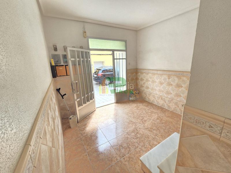 Foto 16488e93-fa98-414c-a18d-e3a05ba73fee. Planta baixa a rosa a Totana