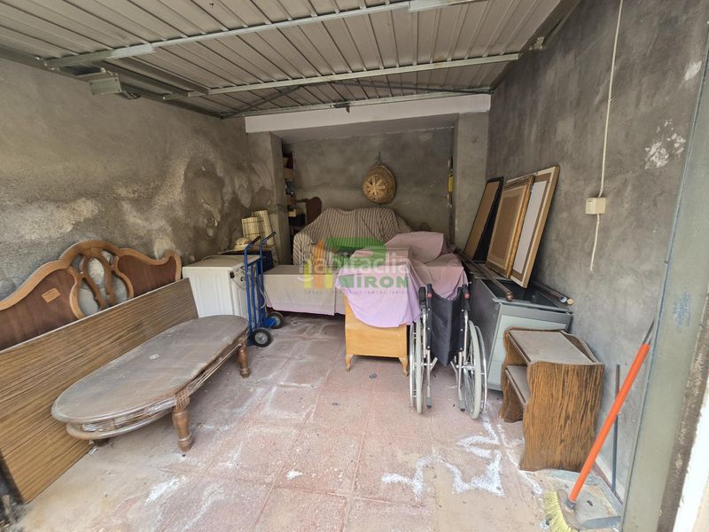 Foto 916a404e-a0e1-4488-bafa-e7362414962b. Planta baixa a rosa a Totana