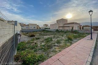 Terreny residencial a Calle de los rosales 1