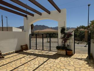 Casa a Calle alparatas 6. Un hogar en la costa adosado espectacular en mojácar.