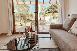 Xalet a Oro del desierto 1. Lujosas villas de obra nueva en desert springs golf resort