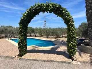 Chalet in Pasaje la hoya 1. Finca rústica con casa y piscina en mojácar, ideal para relajars
