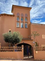 Chalet in Avenida del mar 1. Un sueño para aficionados al golf y amantes de la playa