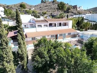 House in Camino huertas de las parras 1. Paraíso privado en mojácar villa de ensueño en venta