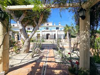 Chalet en Mojácar Pueblo. Propiedad con historia y gran potencial en mojácar restaurante,