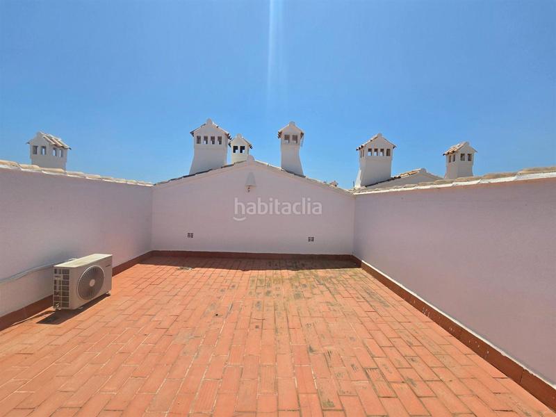 Foto f2d88bae-801c-49d9-b494-6adbffec341a. Attico con piscina in Las Marinas - Pueblo Laguna Vera