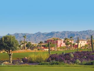 Xalet  Desert spring resort. Villa 4 dormitorios y parcela de 725 m2