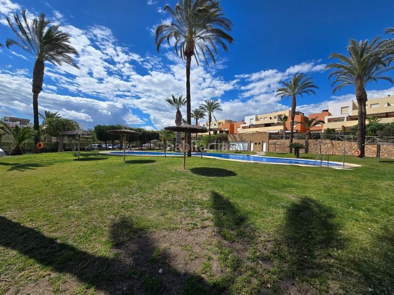 Foto 07581e7a-7c2e-4bcd-aac3-a0aaa4f37b4a. Casa a schiera con riscaldamento parcheggio piscina in Vera