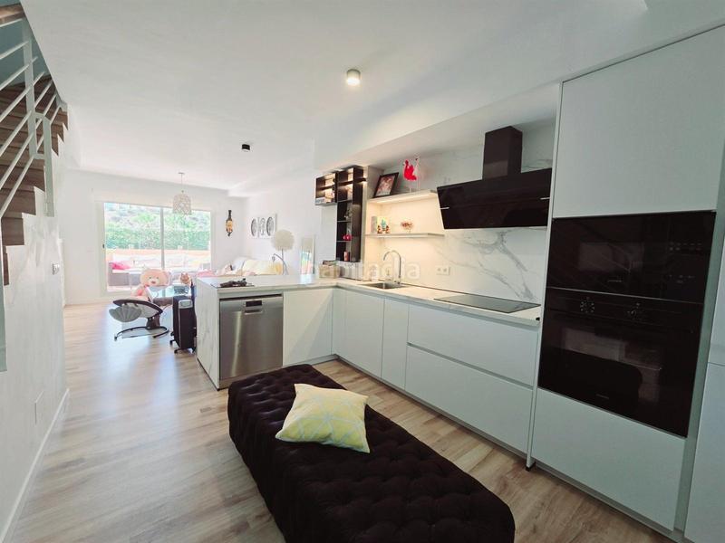 Foto 5b687d19-de6c-4816-a734-979080f5d537. Casa a schiera con riscaldamento parcheggio piscina in Vera