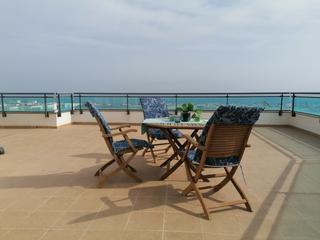 Appartement  Calle murillo. Asombroso ático con vistas al mar en garrucha.
