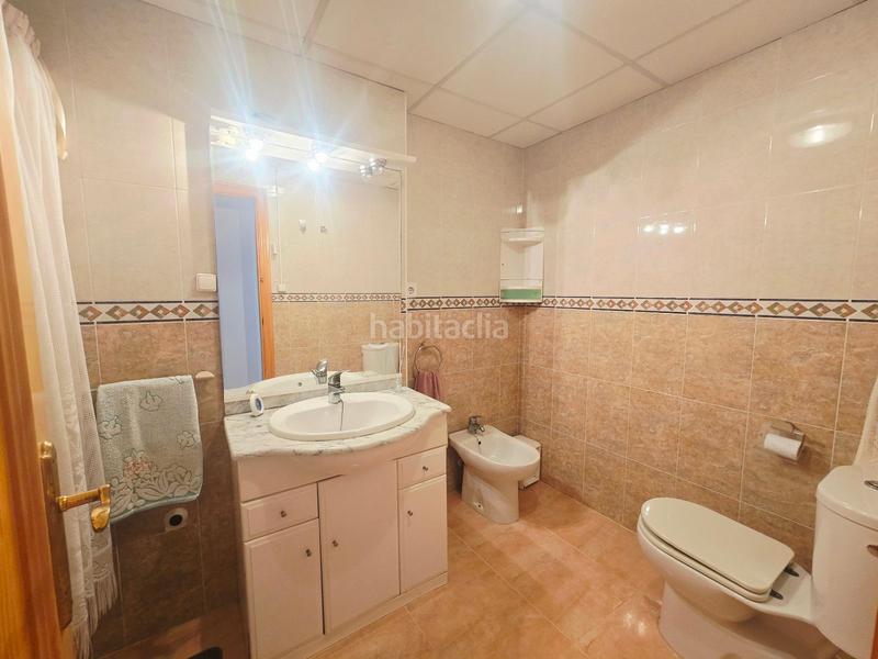 Foto 5ecdaafd-bbb1-490e-960c-390b98995297. Piso en las acacias amplio apartamento de 3 dormitorios con piscina, garaje y trastero en Turre