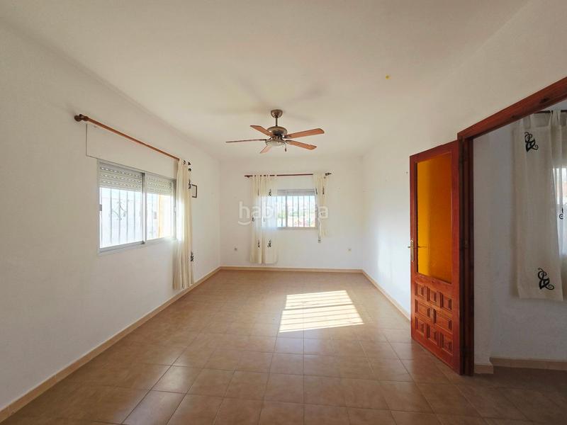 Foto c1b25c69-e8d4-4e0e-bbf1-c130e5b333e9. Xalet a calle hermanos machado a Mojácar playa - las ventanicas - la paratá Mojácar