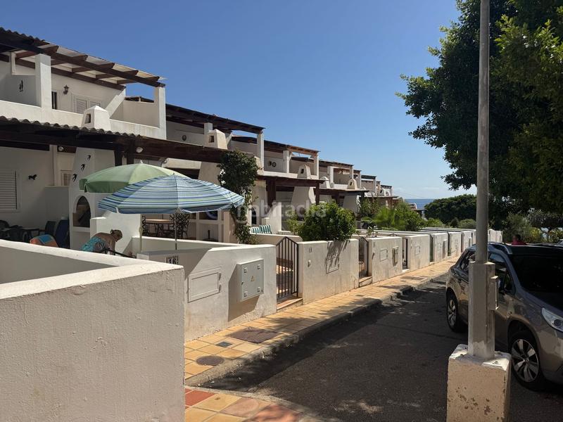 Foto 92275c76-80a1-4ce1-9a2f-e6c383b68058. Casa a schiera con parcheggio piscina in Mojácar playa - las ventanicas - la paratá Mojácar