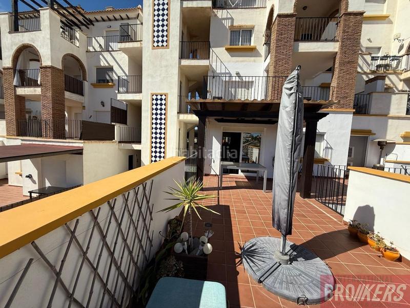 Foto b7bbd4fb-81cf-495c-8edb-258ba7b3ccb0. Pis amb aparcament piscina a Las Salinas Vera