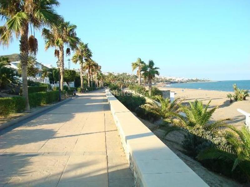 Foto f8df28eb-325a-4f26-8942-be0133dff70d. Xalet amb aparcament piscina a El Palmeral Mojácar