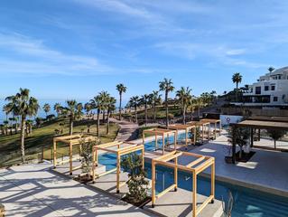 Appartement  Calle califato, 5. Apartamento de lujo frente al mar con jardín privado y acceso a