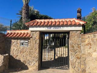 Appartement  Calle los pinos, 33. Encantador apartamento con vistas al jardín y piscina en urbaniz