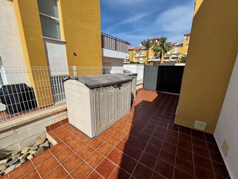 Foto 74cc2b3a-2f72-44c3-b842-aef5f4e3206a. Reihenhaus in calle del esparto 1 in Las Salinas Vera