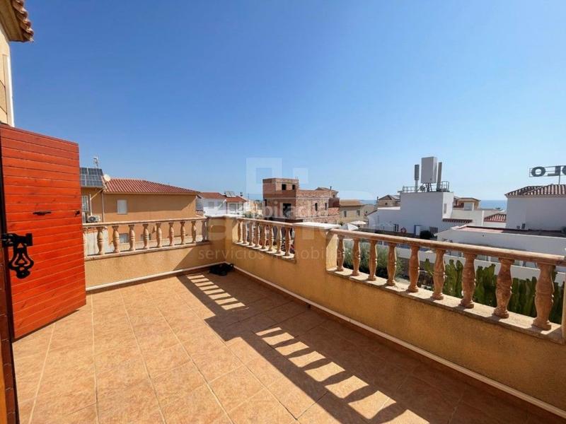 Foto a688ea89-a0b3-488c-b65d-95fabf961db9. Maison avec parking dans Las Marinas Garrucha