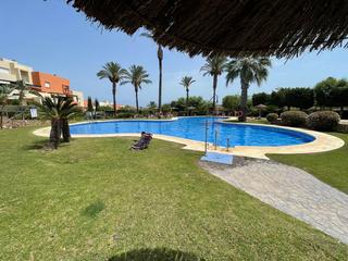 Àtic  Calle sierra almagro, 2. Encantador chalet adosado con jardín y piscina  una planta, esti