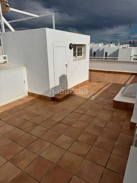 Foto b9d7033a-f1e6-4ecf-9ae9-6a6852eb60d8. Chalet avec piscine dans El Palmeral Mojácar